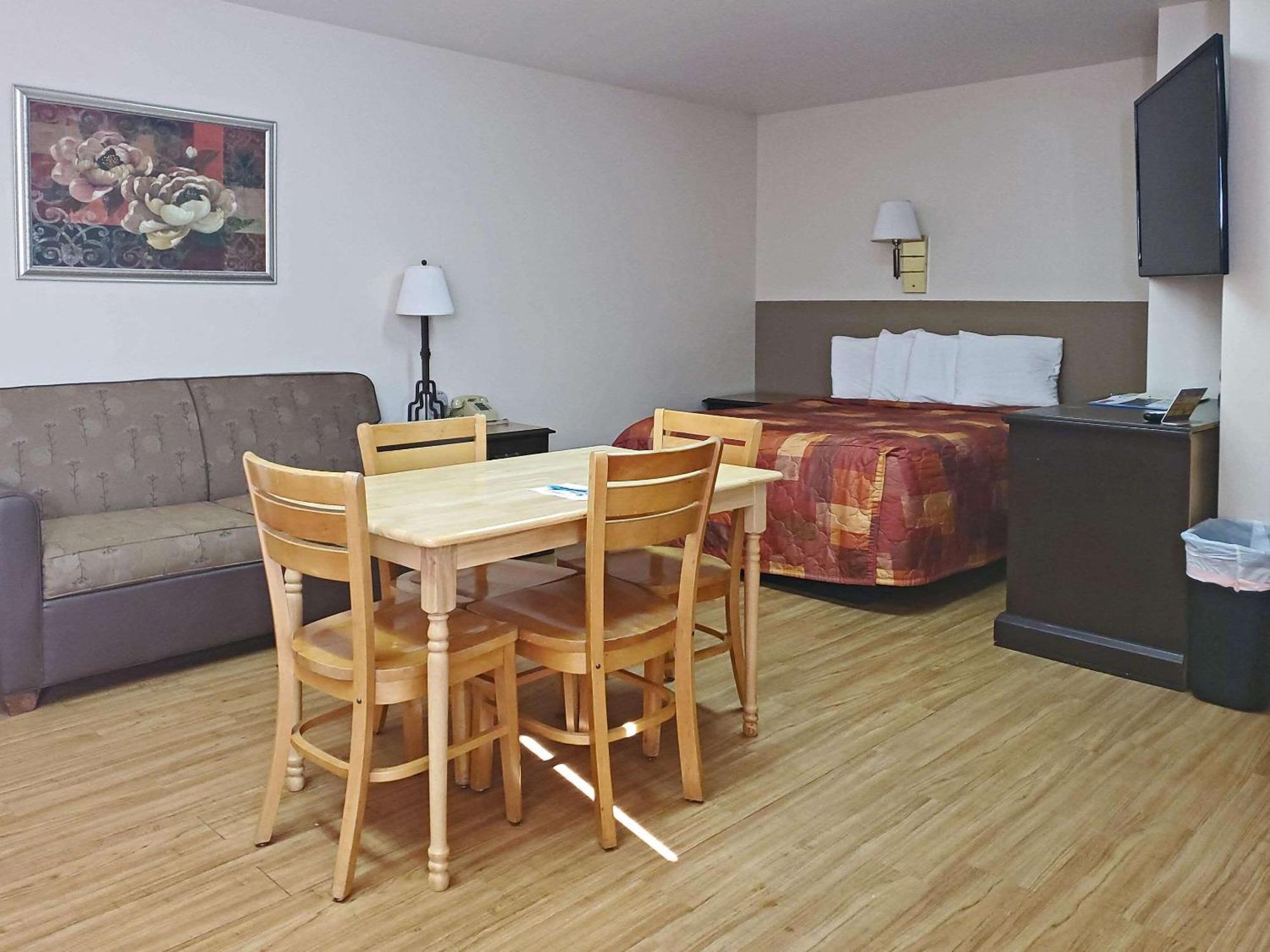 Rodeway Inn Buffalo Kültér fotó