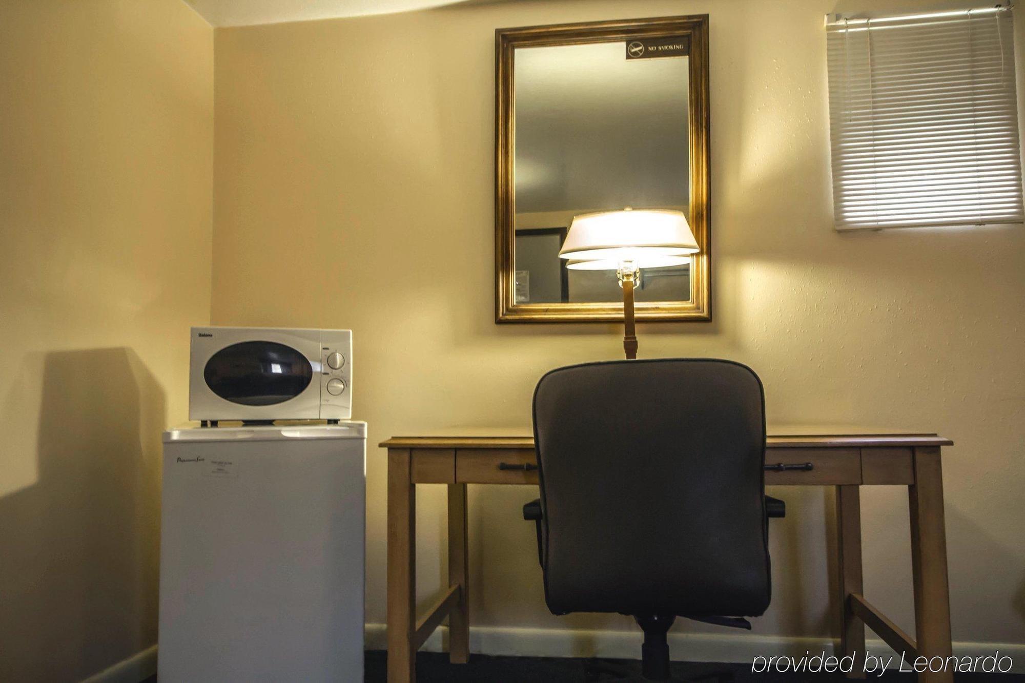 Rodeway Inn Buffalo Kültér fotó